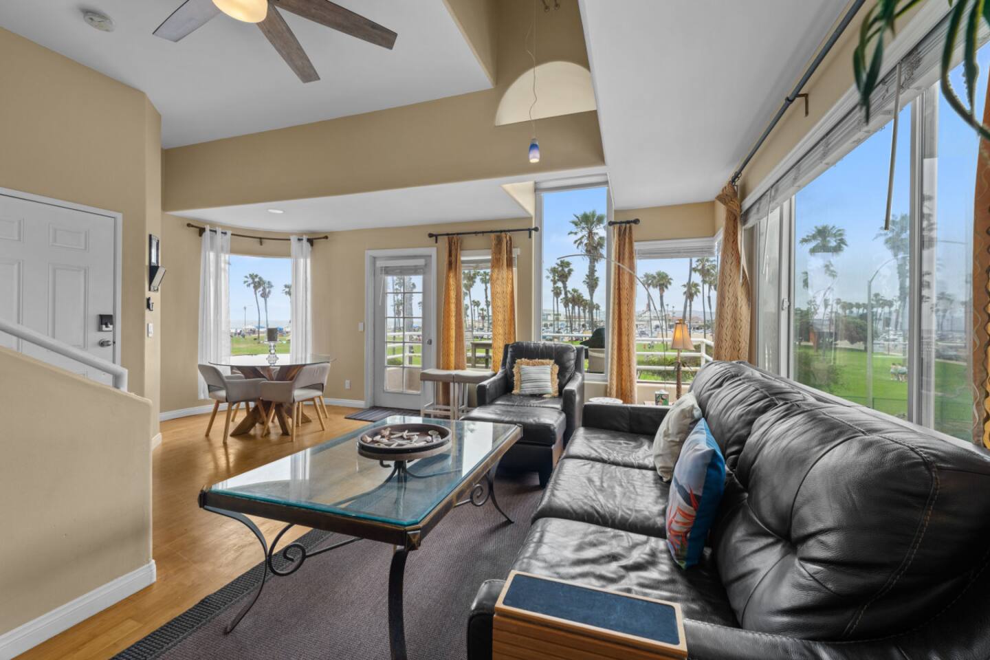 3BR Home Steps 2 Sand w/ Views/Parking/Sleeps6