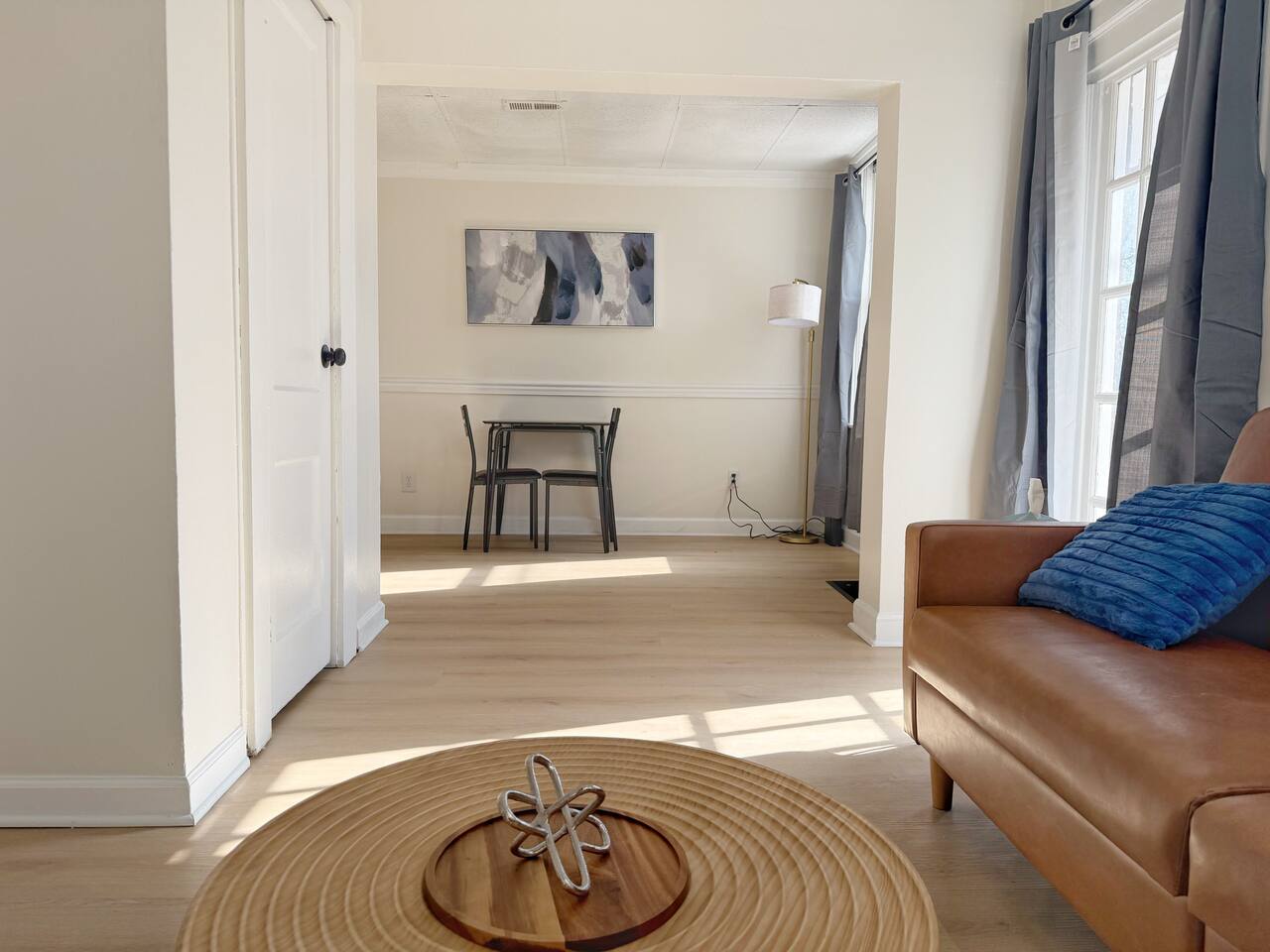 Redbrick Suites B | Queen 1BD\1BA Apt near UE