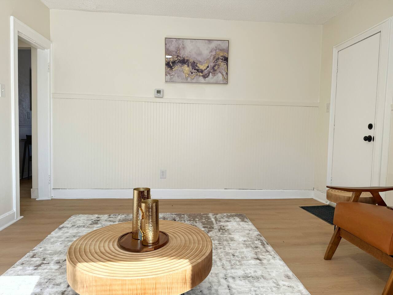 Redbrick Suites D | King 1BD\1BA Apt near UE photo 5