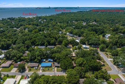 Located in the Golf Cart District... minutes to Downtown and Beaches
