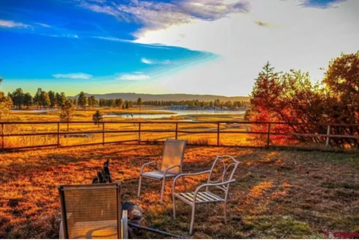 3-Br Scenic Pagosa Escape w/ Fireplace and Hot Tub