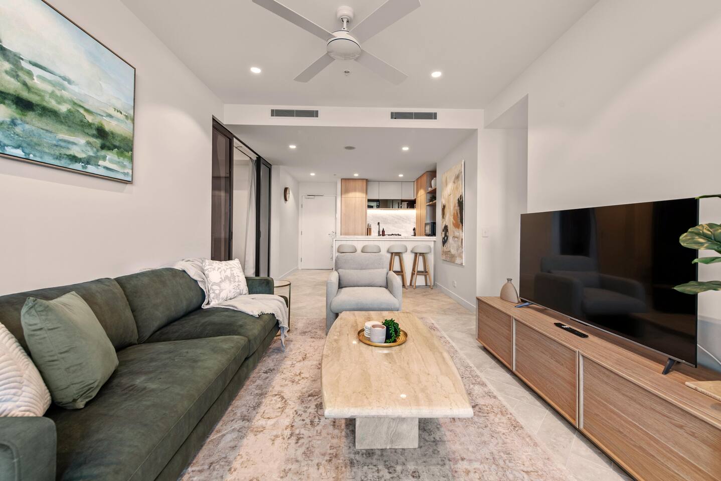 Queen’s Wharf 3BR Apt with 2 Parking