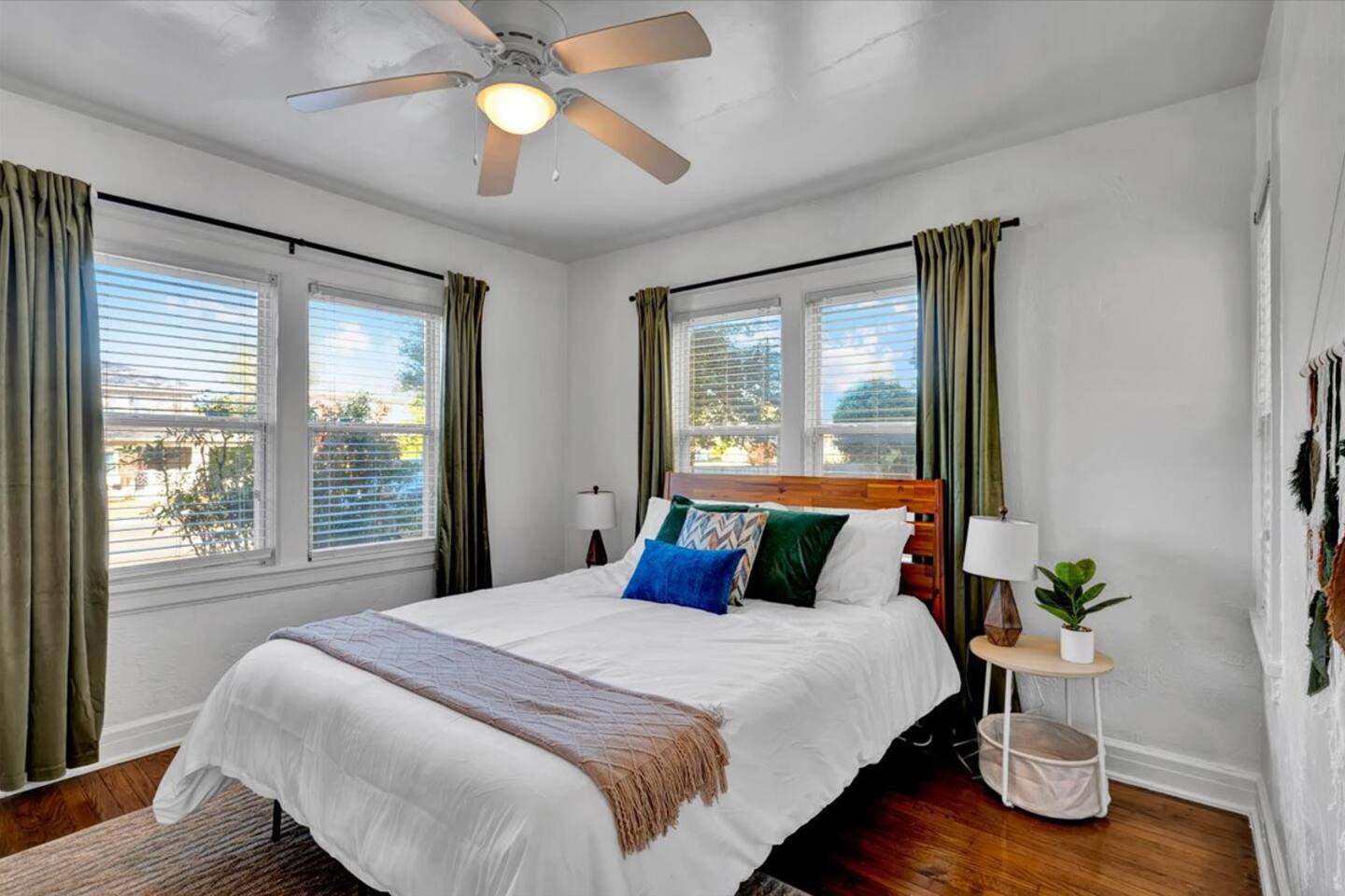 Charming Retreat Near Bricktown & Parks