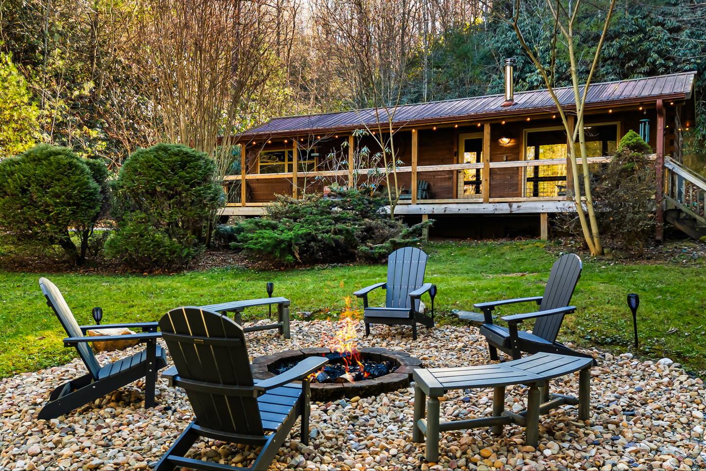 New Listing~Pet Friendly w/Hot Tub & King Bed