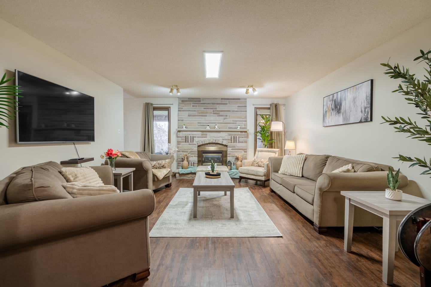 8MinVicHospital|4Bed|AirHockey|FullKitchen|Laundry