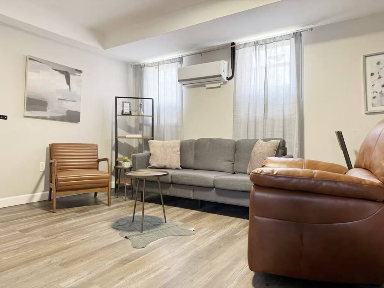 Riverside A | QUEEN 1BD/1BA Apt next to Riverfront photo 2