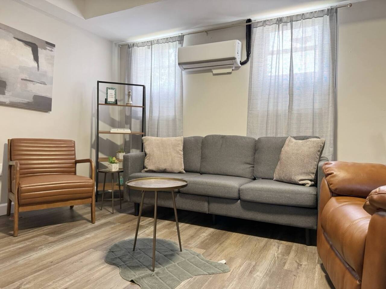 Riverside A | QUEEN 1BD/1BA Apt next to Riverfront