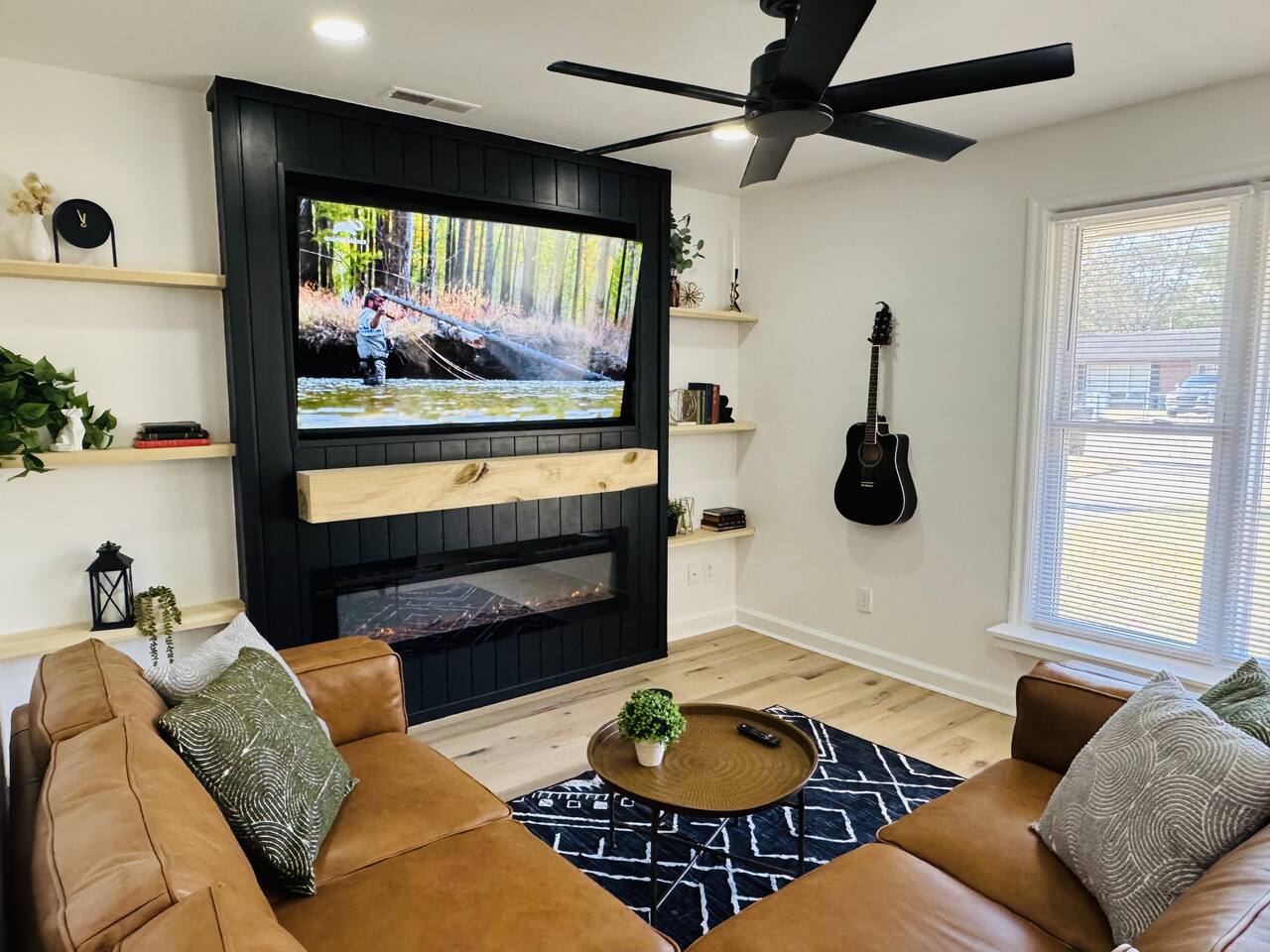 Redbud Waterfront (Augusta Canal), king bed