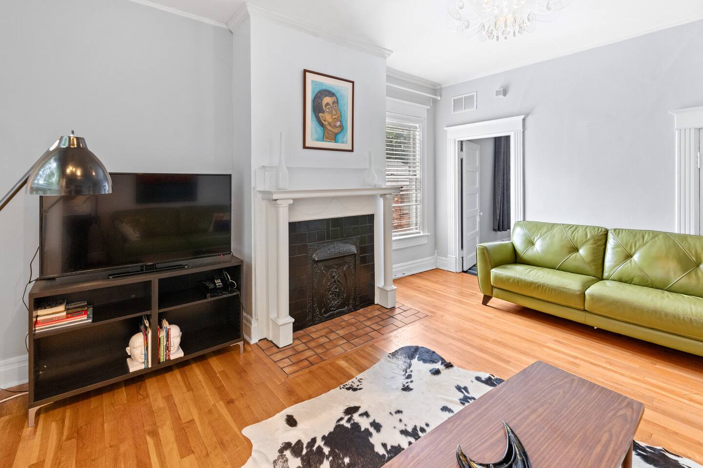 Annesdale #2 -  Artsy & Spacious 3BR in Midtown!