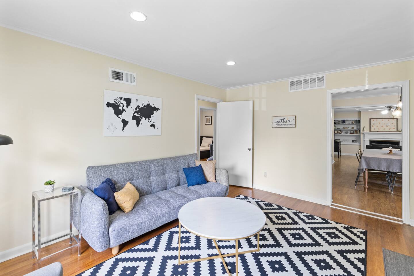 UofM Hideaway – Very Clean & Close to Everything!