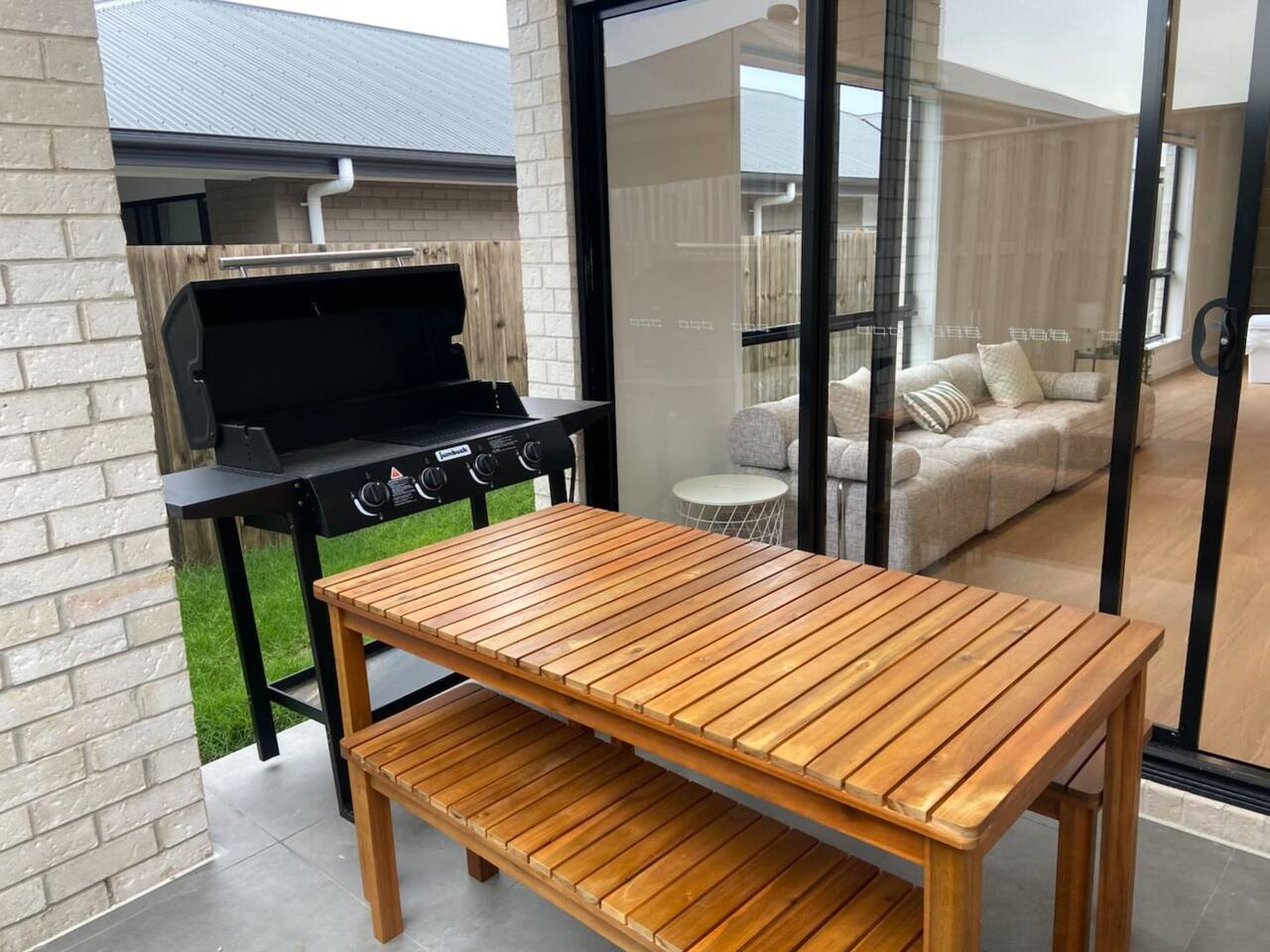 The Tamarind Retreat-Spacious home in Park Ridge