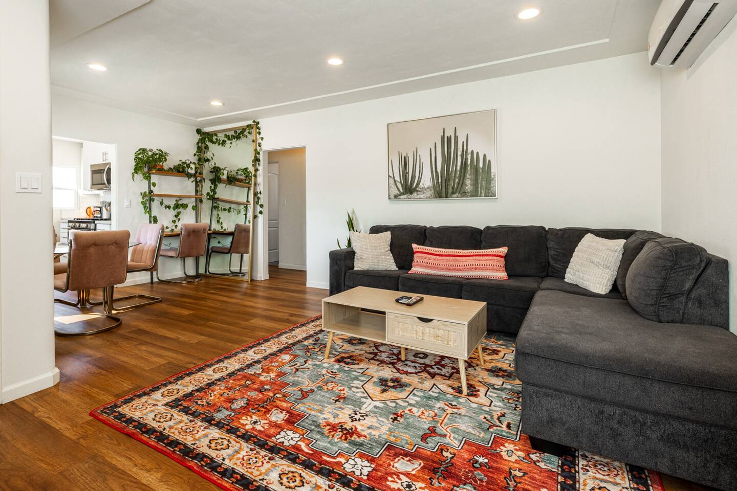 Cozy Casa | Talmadge Getaway• Beach• AC