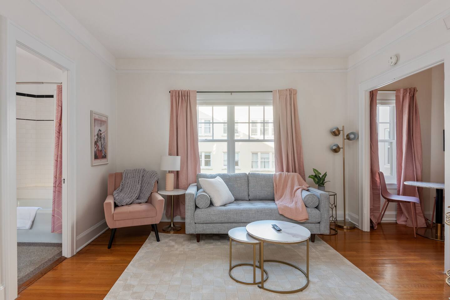Spacious Studio Steps to 23rd & TJ's + Parking Inc