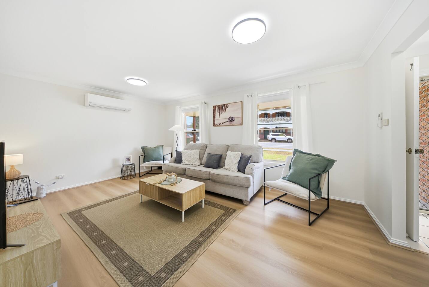 Bellbird Willow – Hunter Escape by Nature & Winery