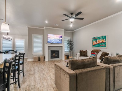 Edmond Route 66 Retreat | King Bed + Patio & Grill vacation rental in Edmond, OK — photo 1