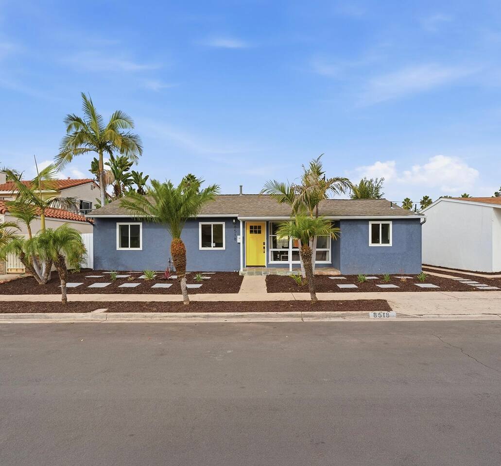 Family Haven in Central San Diego Sleeps 9