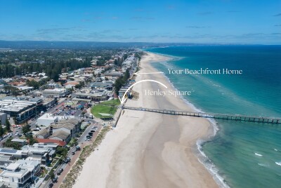 Prime beachfront near Henley Square