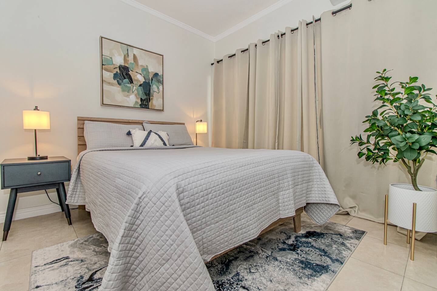 Urban Oasis w/Pool New Kingston!