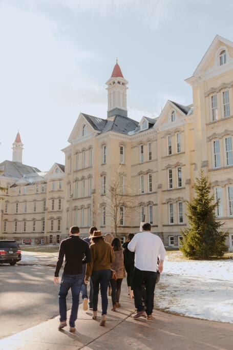 Charming 1BR Condo | Stunning Views & Trails