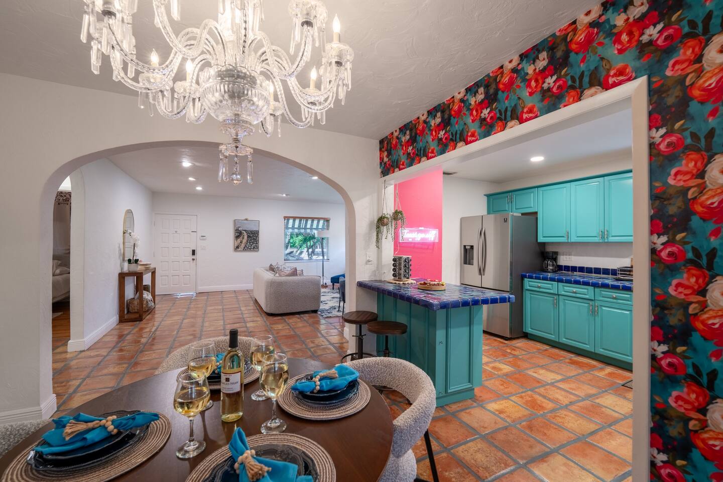 Charming Spanish retreat 2Bd/2bath Near MIA