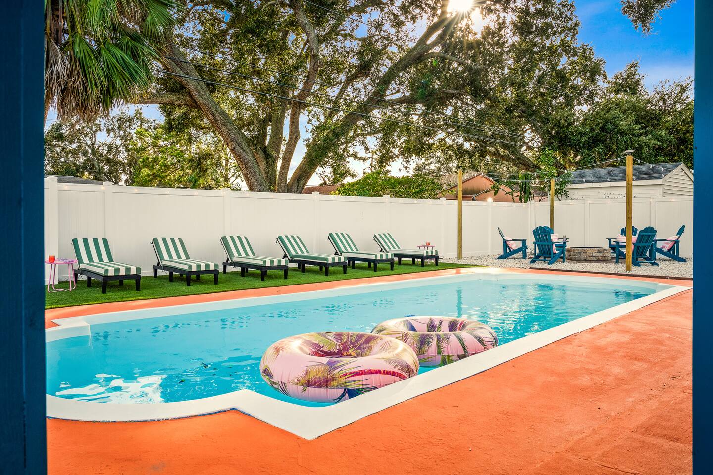 Largo's Vacation Oasis - Heated Pool & Games!