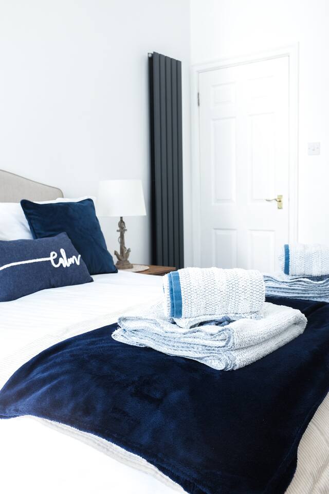 #26 Portsmouth Apartment Refurbished -Free Parking