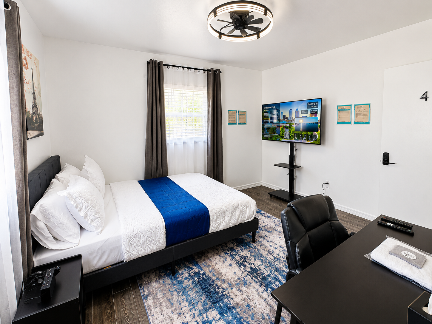 Room 4 - Cozy Queen w/ Pool (Shared Bathroom)