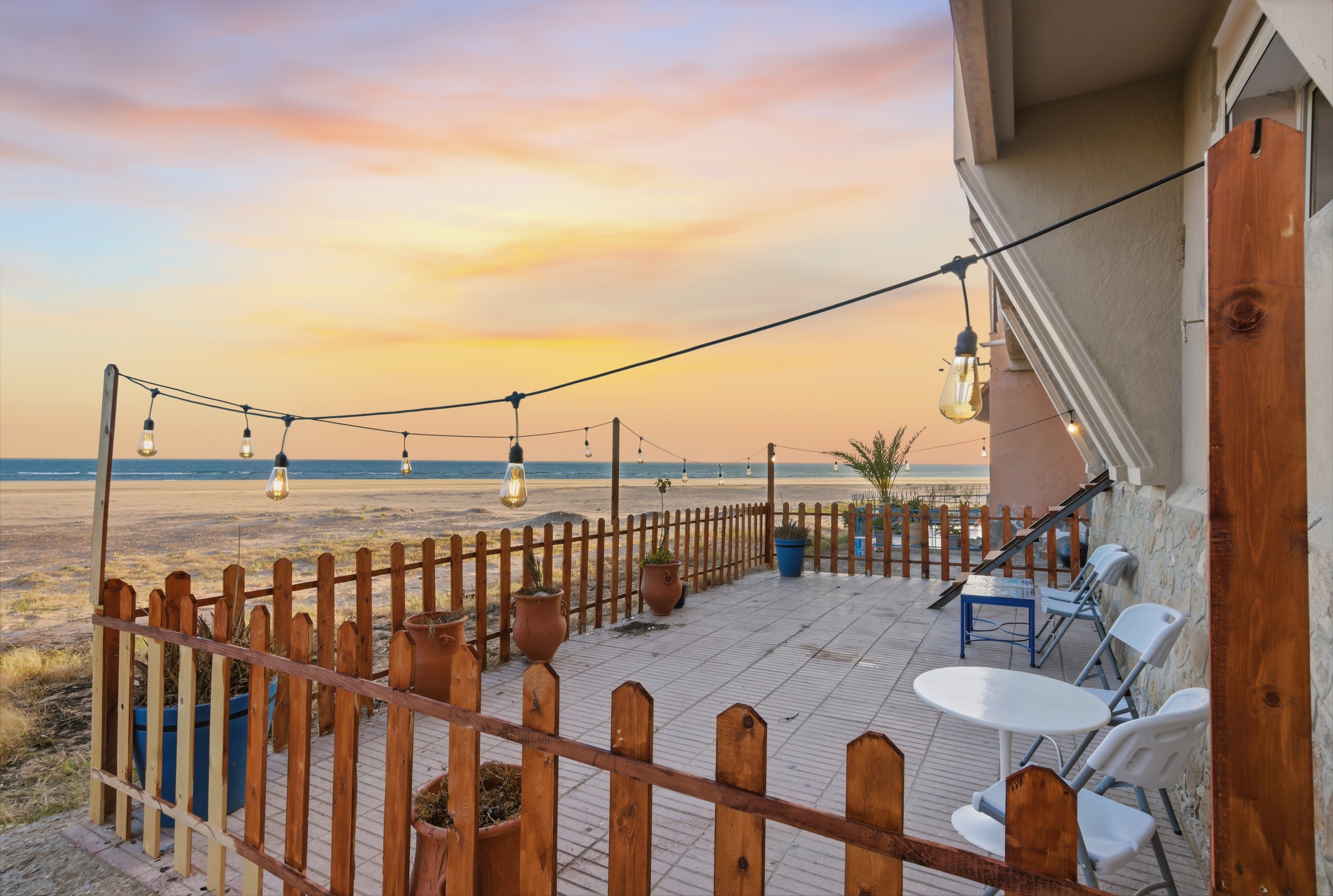 Beachfront House With Stunning Ocean View