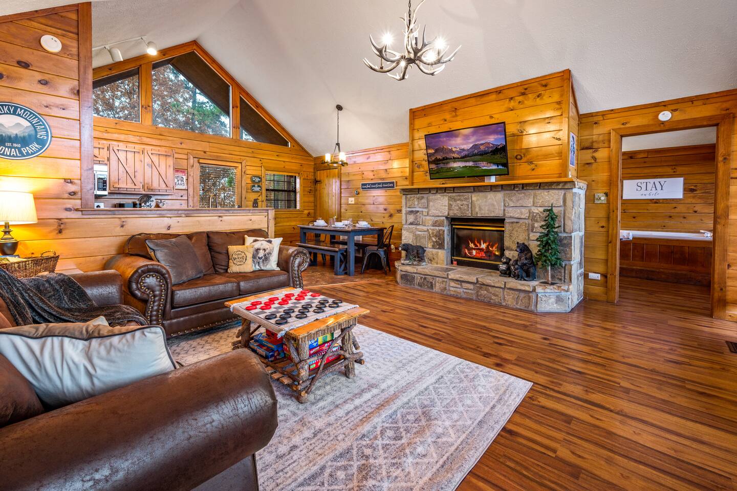 Views/Hot Tub/Arcade/Near Pigeon Forge & Dollywood