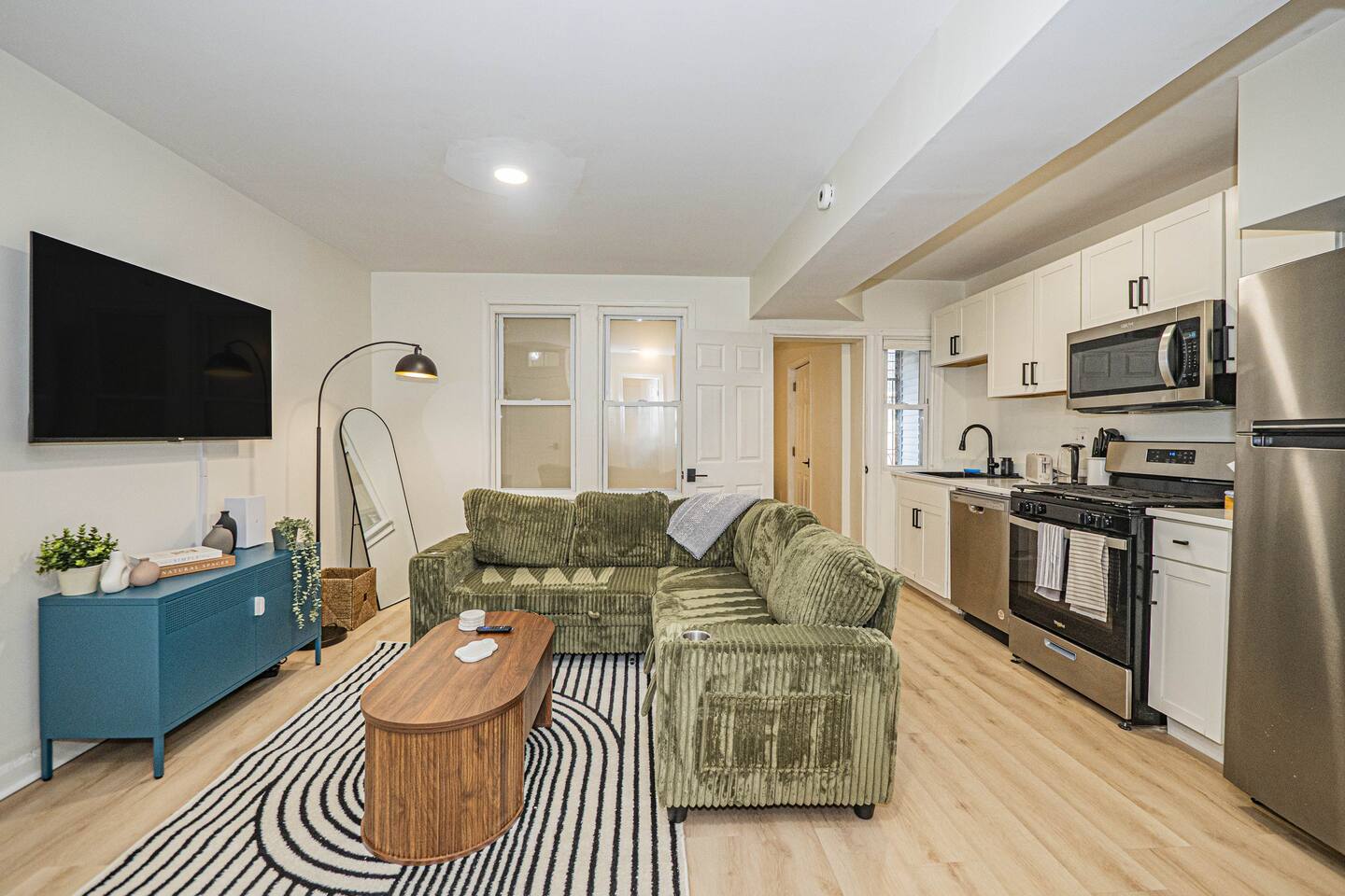 Charming & Comfy 2BR Apartment near in Downtown DC