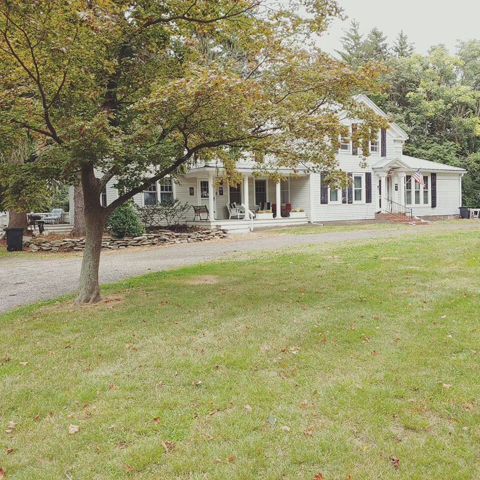VineCliff - The Hundred Acre Haven