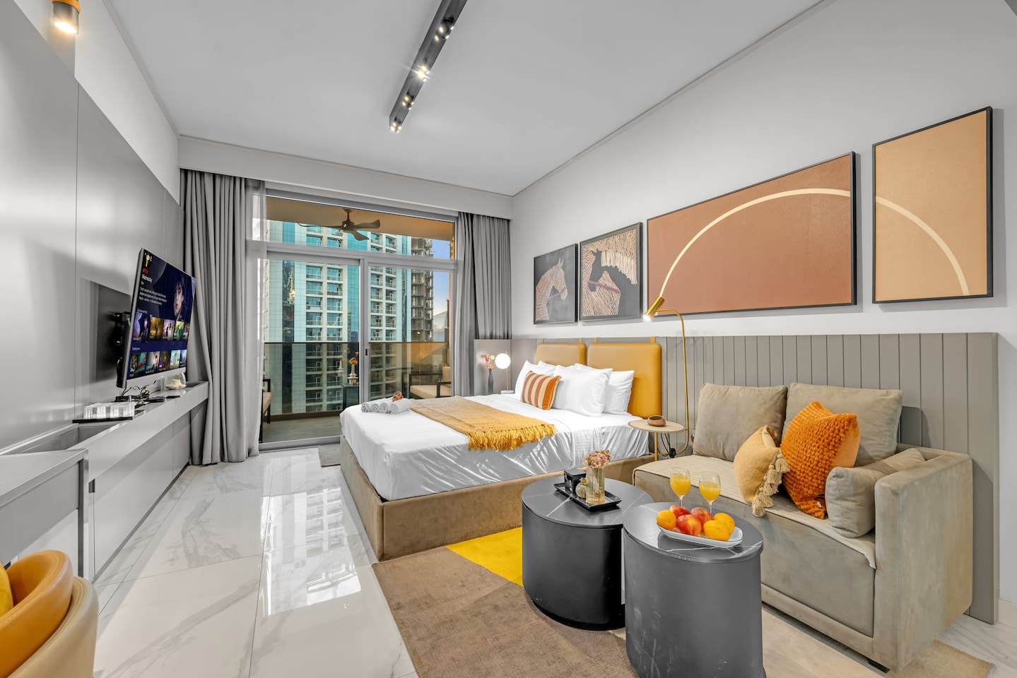 Stylish Studio Walk to Dubai Mall | Infinity Pool