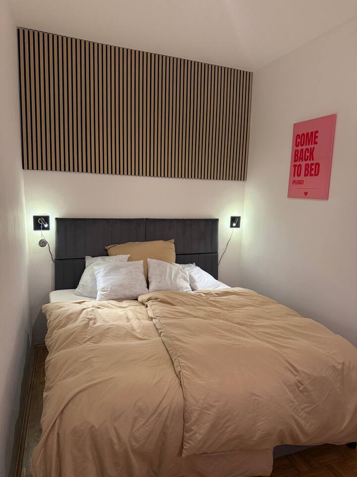 Stylish Studio in Linz Old Town | Cozy & Central
