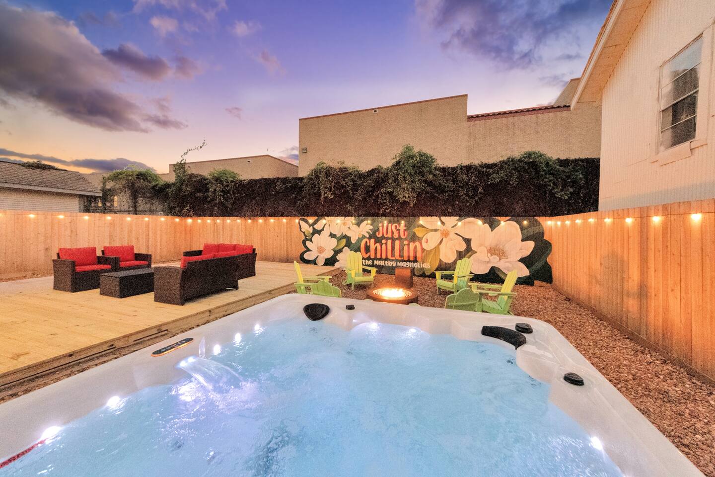 The Maltby Magnolias - Peaceful, Hot Tub*Sleeps 16