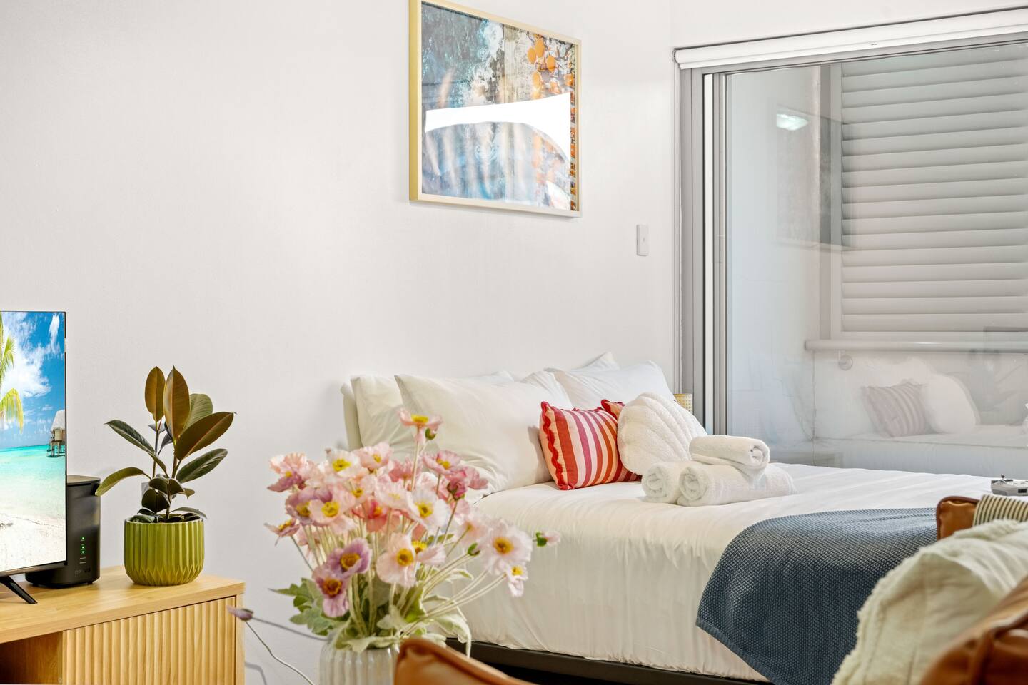 Bondi Studio | 4th Floor Balcony | Free Parking