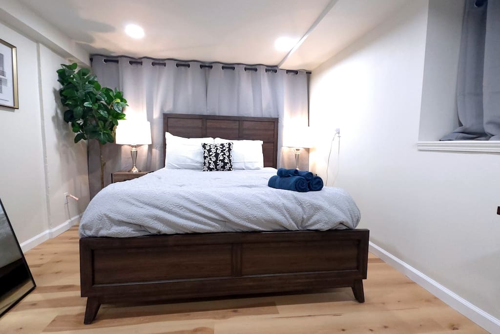 Silicon Valley Suite w/Office & Gigabit Wi-Fi