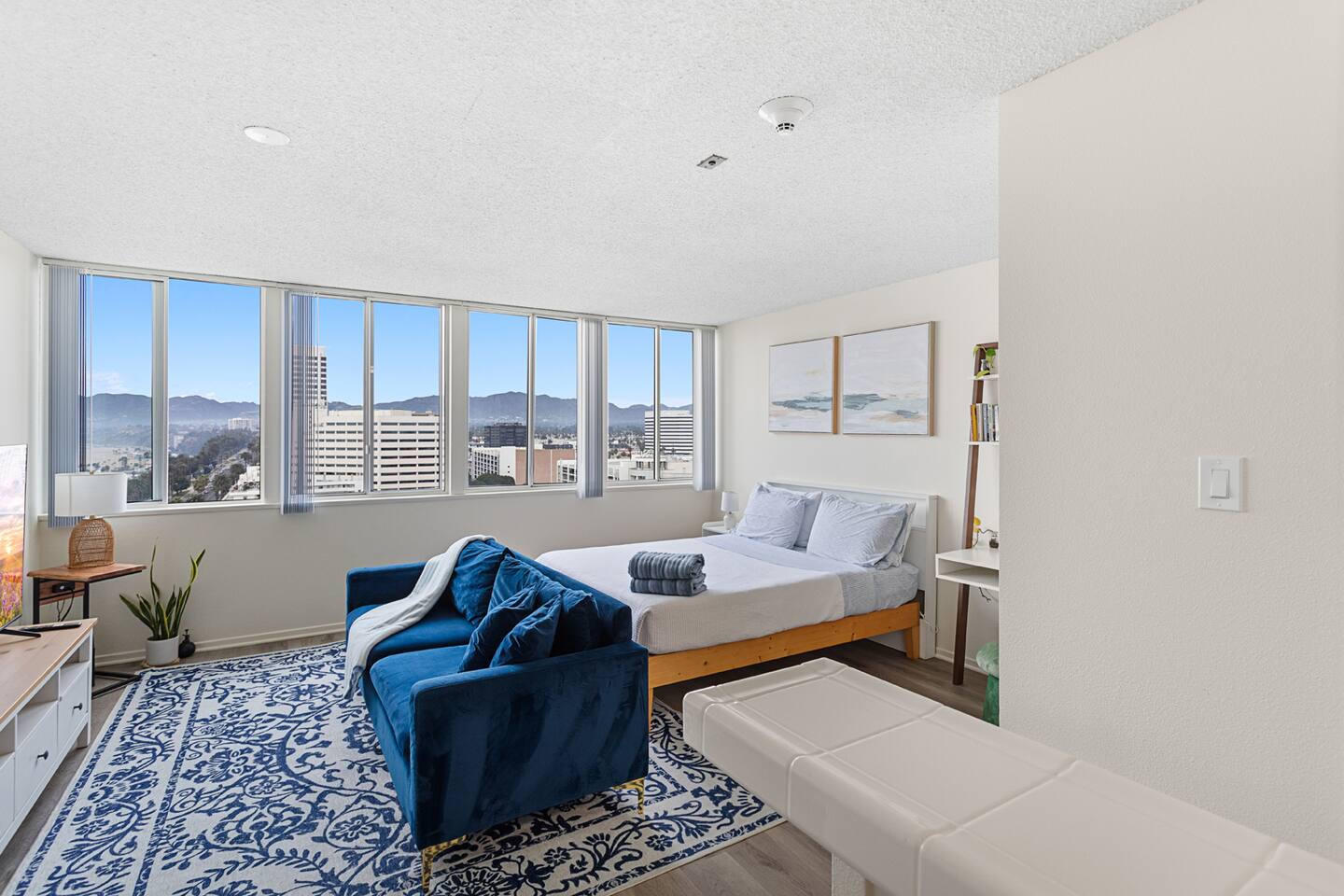 Beautiful Apartment with Ocean View!