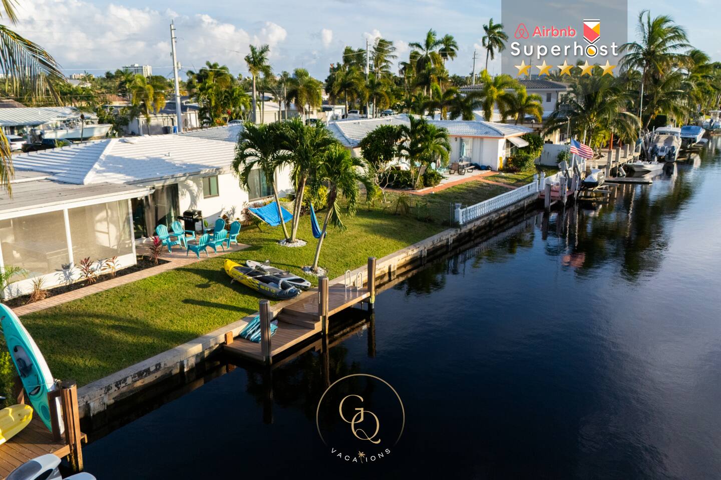 Kayaks, Games & Fishing For Family Near Beach!