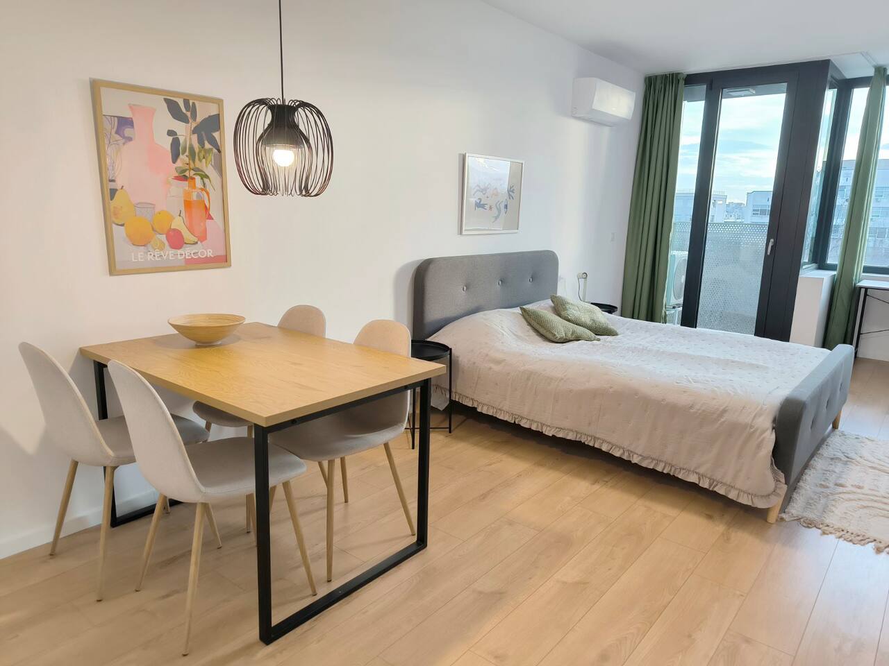 My Campus studios near UNSS, weekly cleaning, WiFi