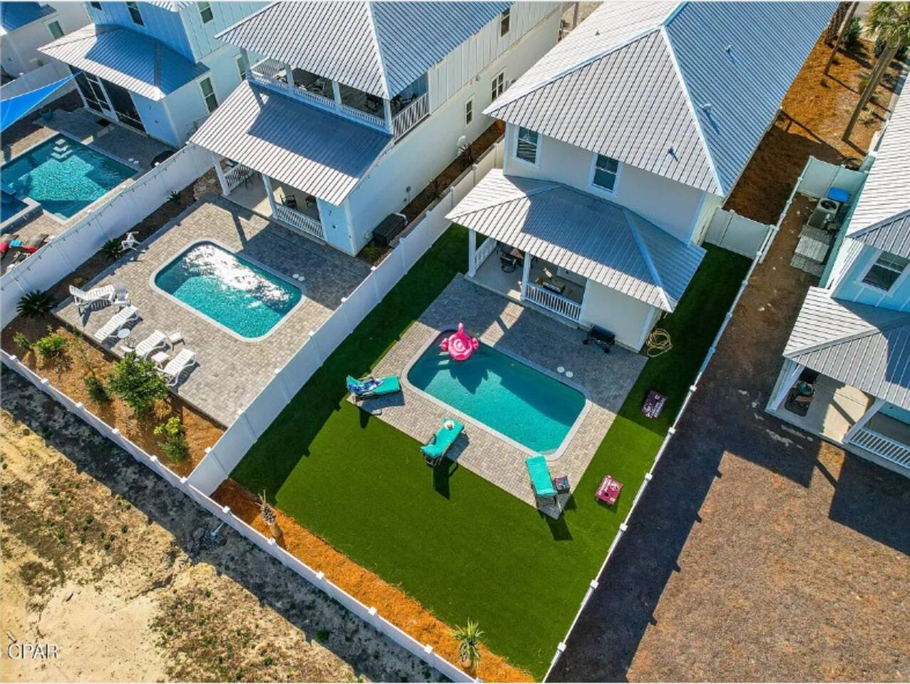 Beachside Pool Retreat • Loft & Sleeps 14