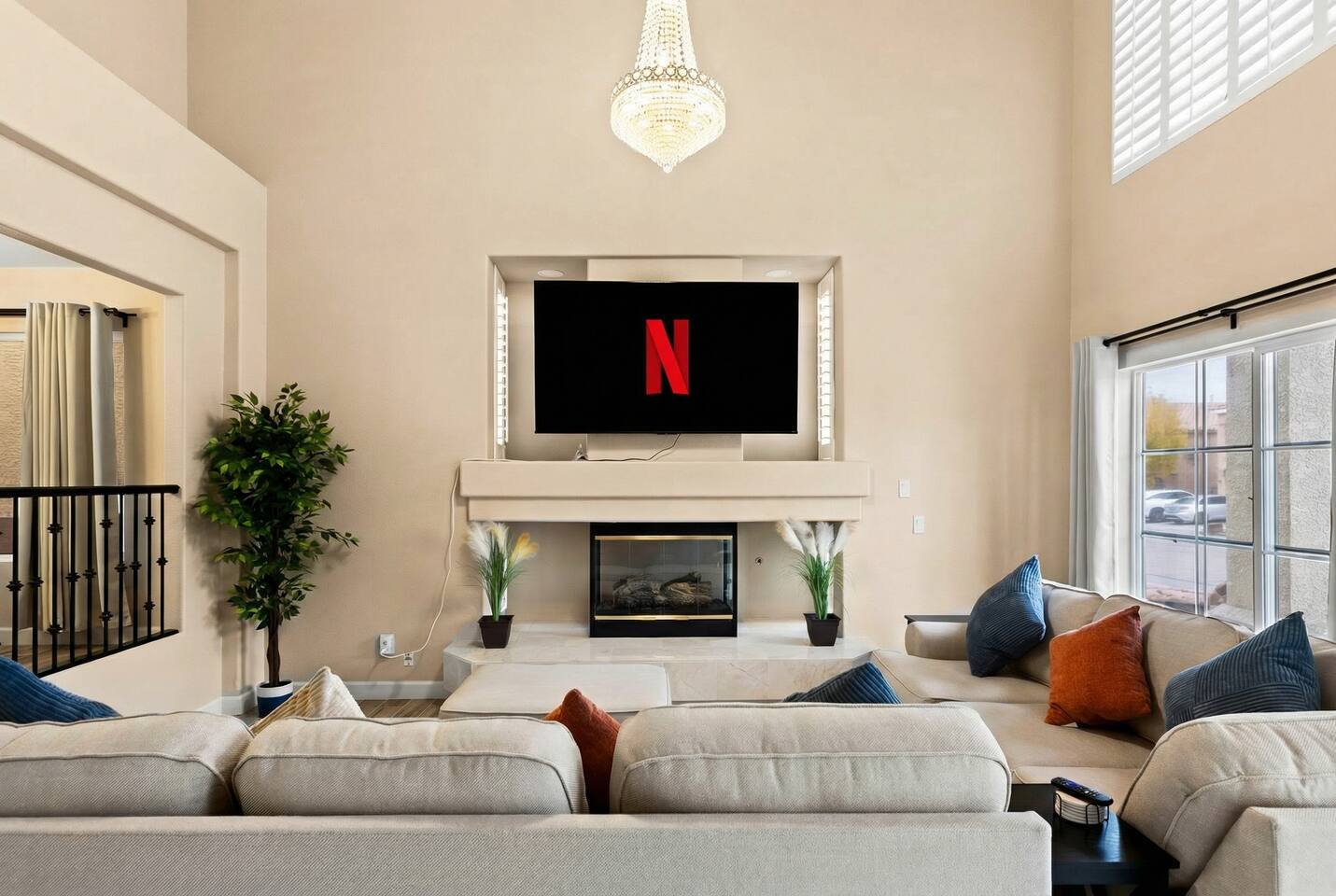 Spacious Home • Arcades • Pool Table • BBQ Grill