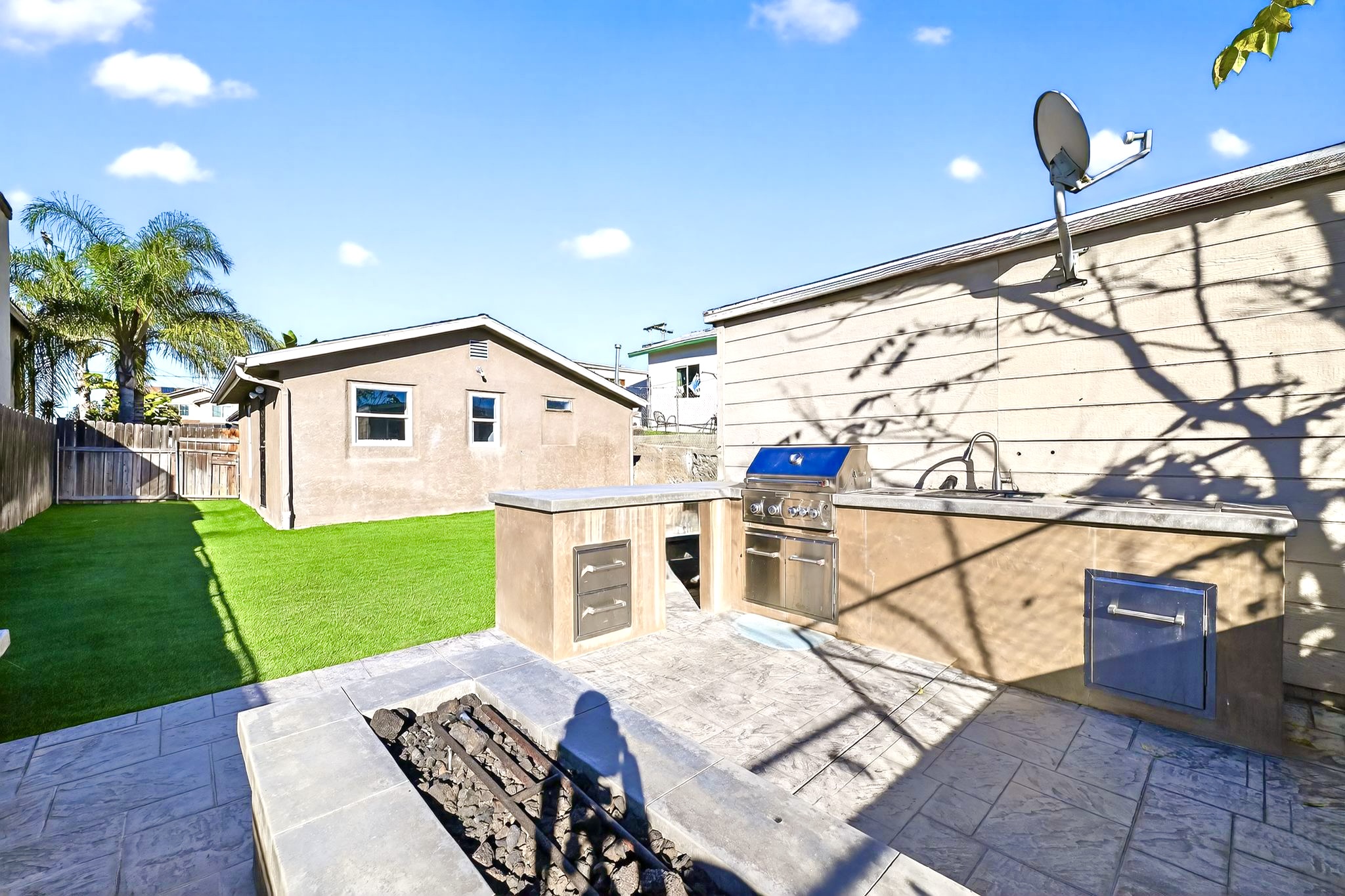 The Aqua Retreat | Modern Group Stay