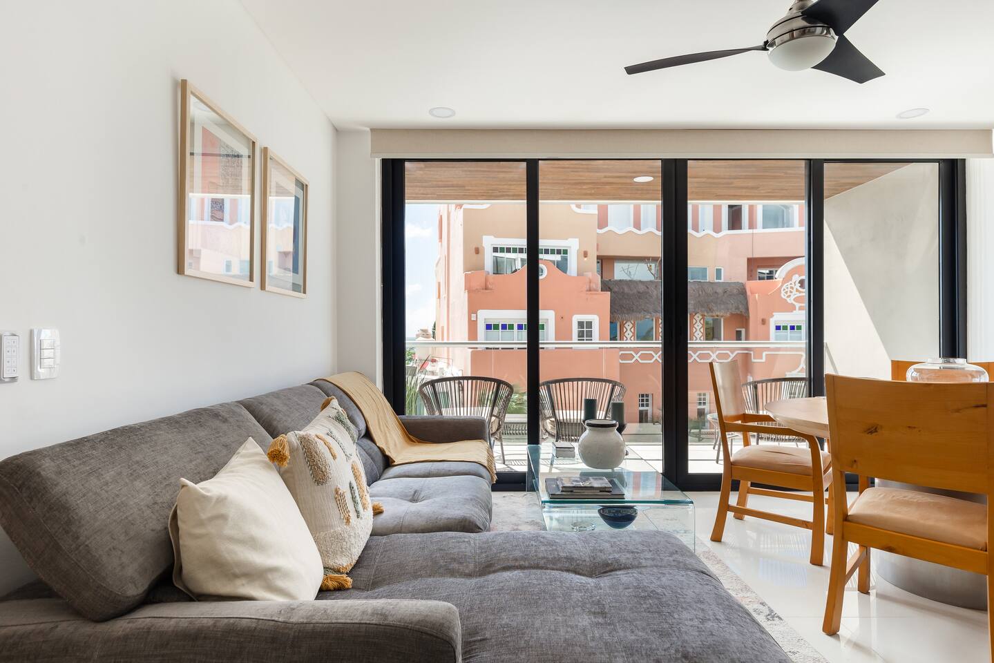 Playa Tortuga's cozy apt 4A w/ beach view pool