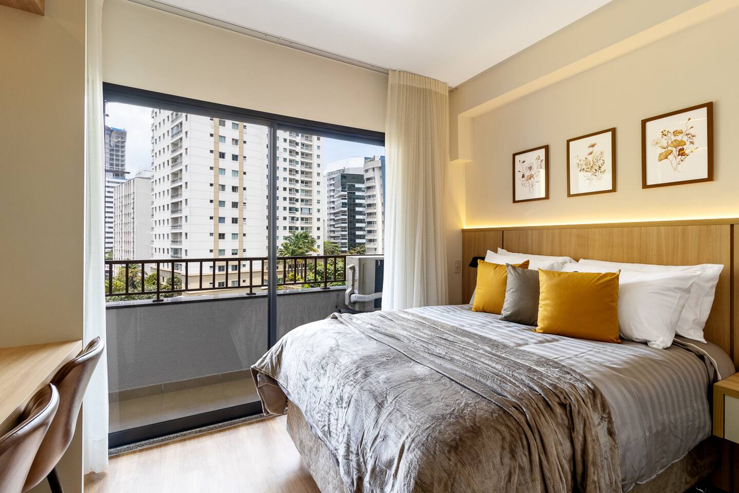 BSR Modern Studio At R. Augusta w/ Rooftop Pool