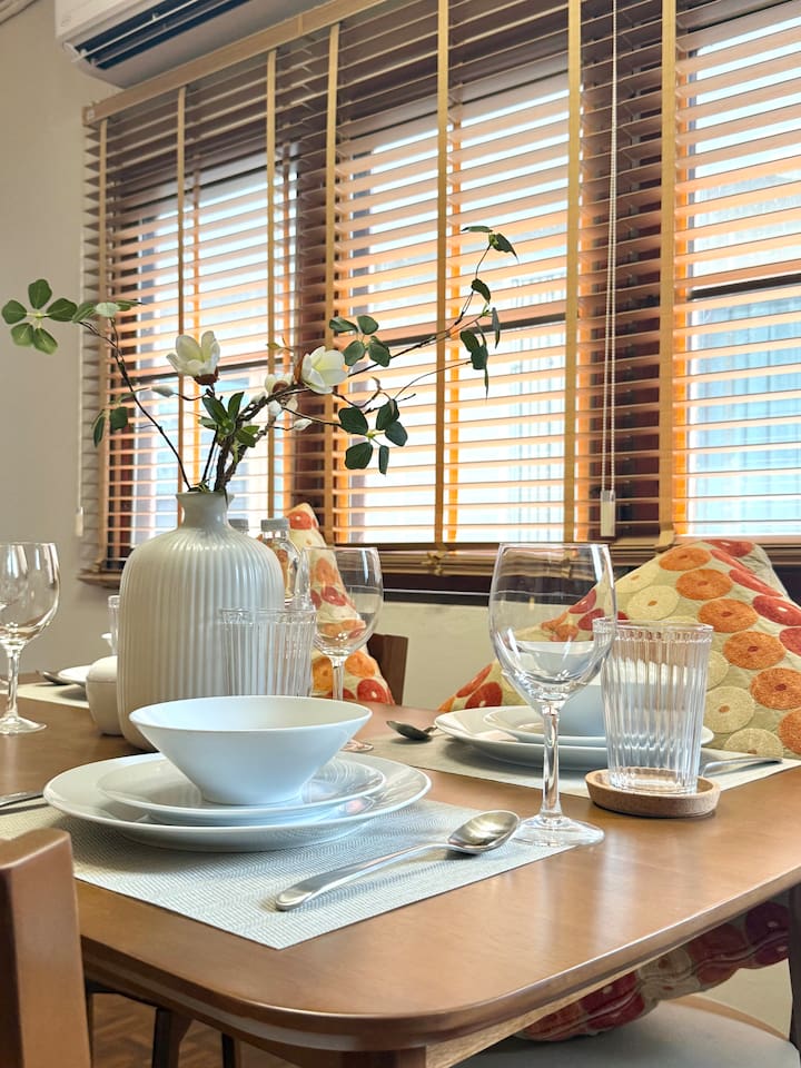 Spacious 2BD Apartment in ThongLor with Balcony