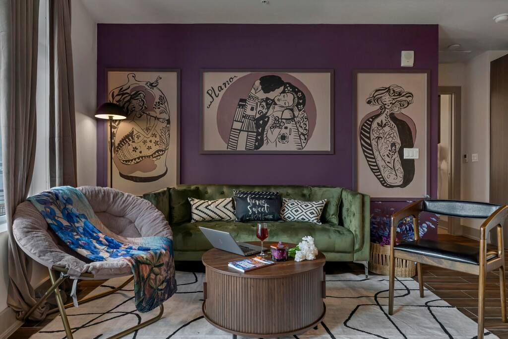 Walkable Legacy West King Retreat with Pool