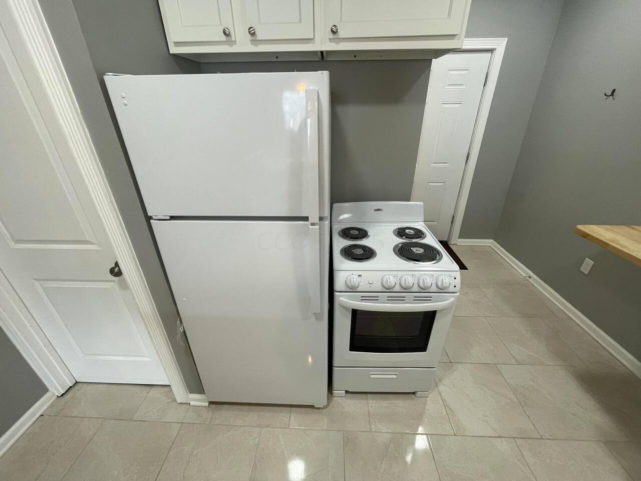 The Yale Townhouse 266 - 2 BR