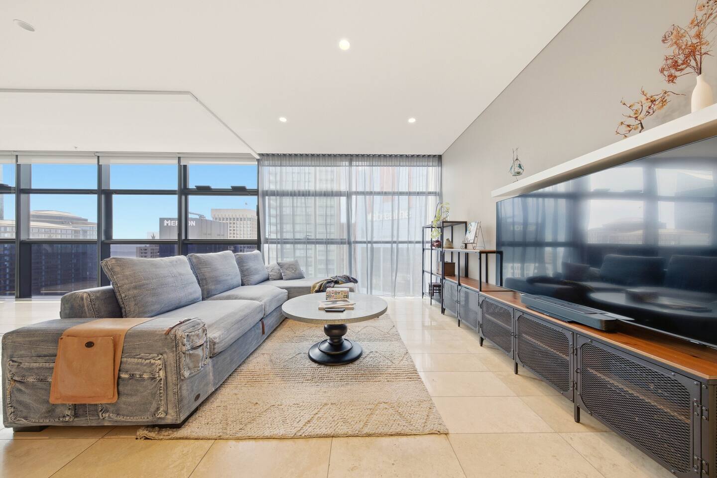 Central City 2BR with Resort Facilities & Parking