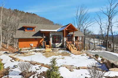 This private mountain cabin offers year-round access, ample parking, and a peaceful setting surrounded by nature. Elevated among the trees, it’s ideal for guests seeking privacy, comfort, and classic Blue Ridge mountain charm.