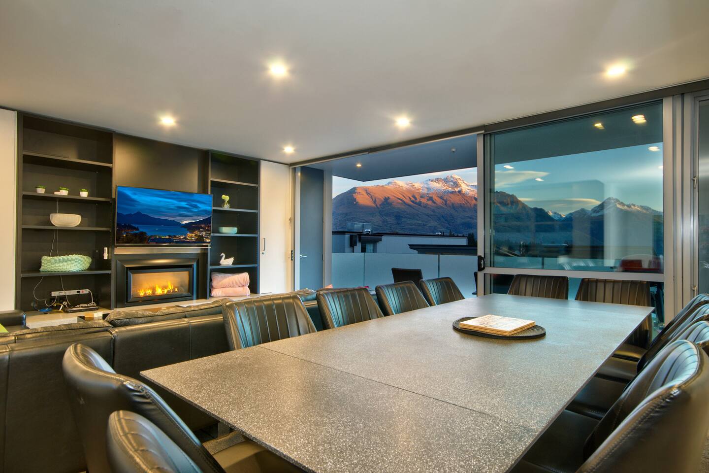 Beeches - Downtown Queenstown in Luxury
